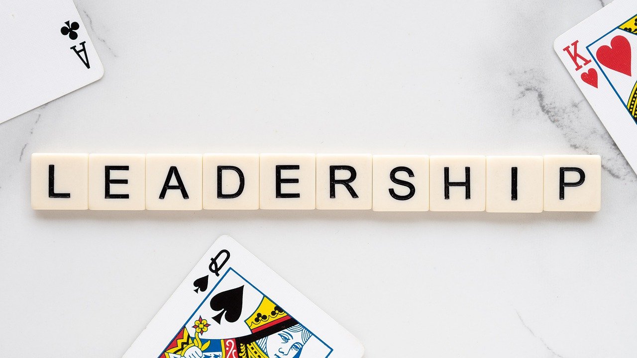 5 Ways How Technology Can Improve Leadership Development